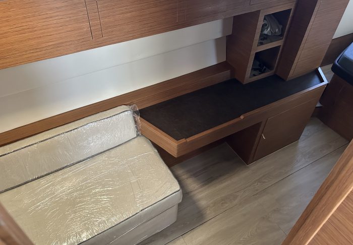 bed, Lagoon 440, catamaran for sale