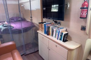 interior, Lagoon 440, catamaran for sale