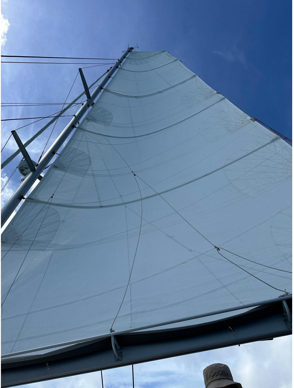 underway, Lagoon 440, catamaran for sale
