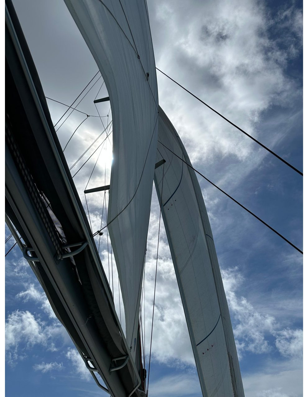 underway, Lagoon 440, catamaran for sale
