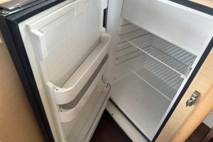 interior, Lagoon 440, catamaran for sale