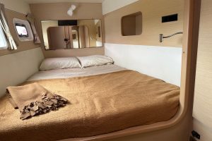 bed, Lagoon 440, catamaran for sale