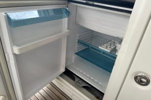 interior, Lagoon 440, catamaran for sale