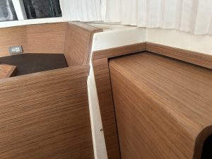 salon, Lagoon 440, catamaran for sale