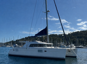 underway, Lagoon 440, catamaran for sale