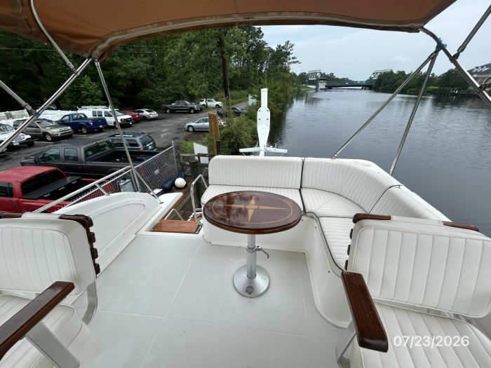cockpit, Sabre, trawler for sale
