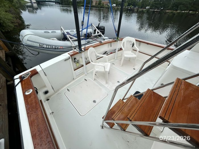 cockpit, Sabre, trawler for sale