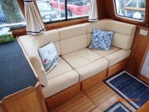 salon, Sabre, trawler for sale