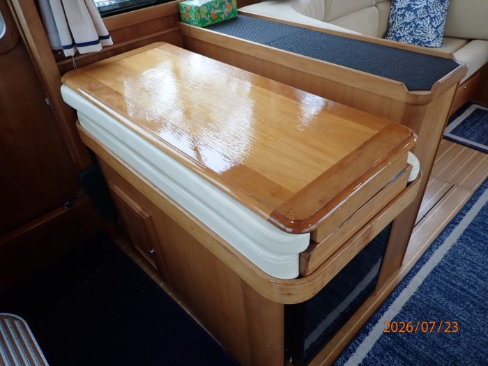 salon, Sabre, trawler for sale