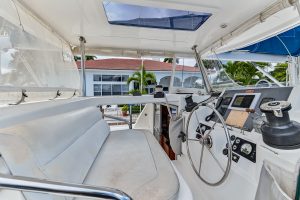 helm, Leopard 48, catamaran for sale