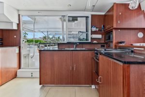 salon, Leopard 48, catamaran for sale