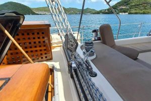deck, Catalina 41 Morgan, sailboat for sale