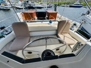 cockpit, Catalina 41 Morgan, sailboat for sale