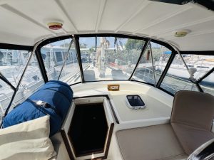 helm, Catalina 41 Morgan, sailboat for sale