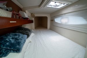bed, Leopard 38, catamaran for sale