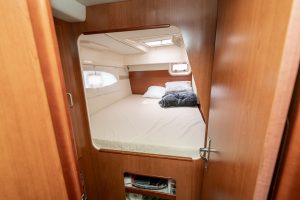 bed, Leopard 38, catamaran for sale