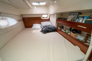 bed, Leopard 38, catamaran for sale
