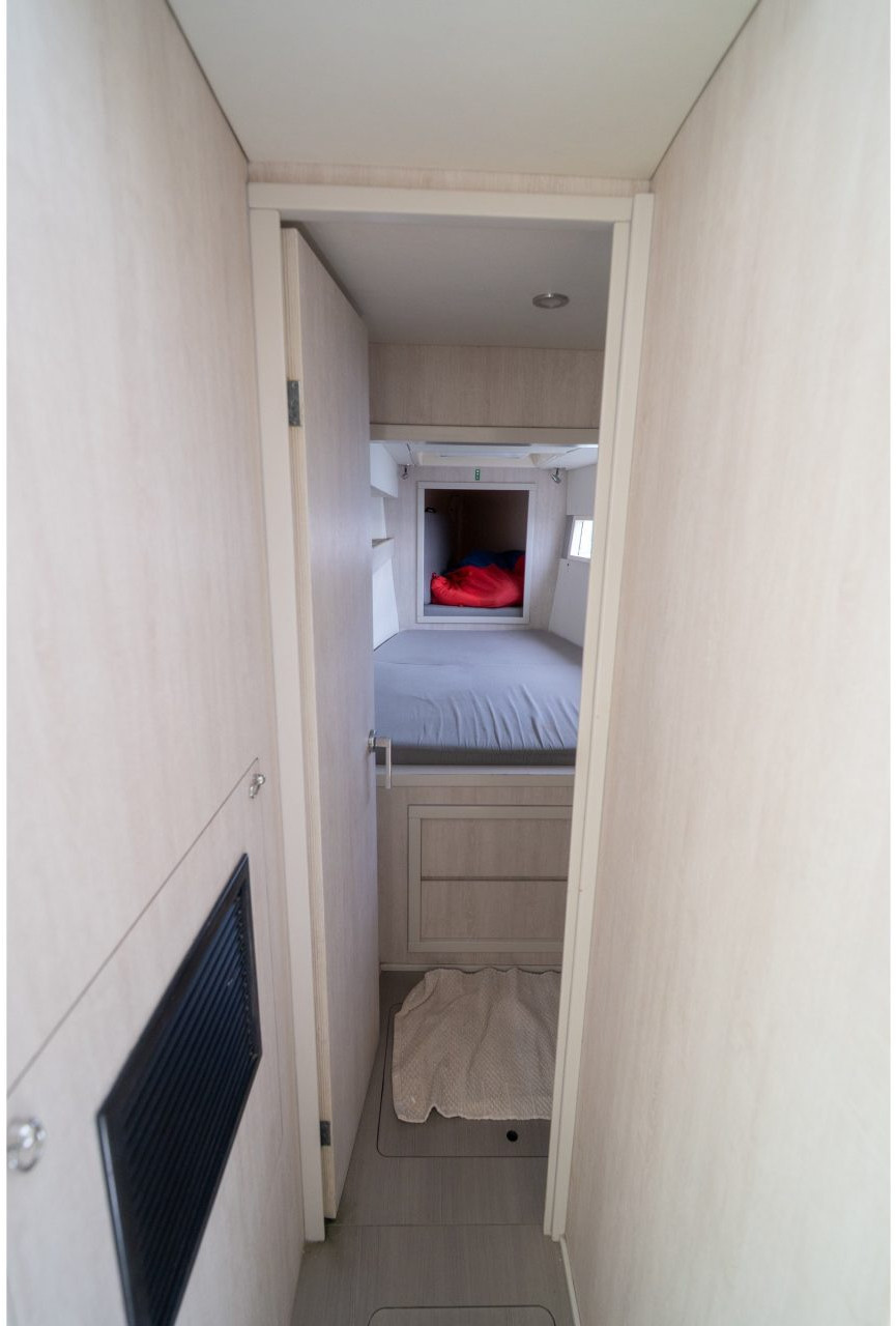 bed, Leopard 40, catamaran for sale