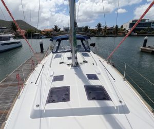 deck, Beneteau 45 Oceanis, sailboat for sale