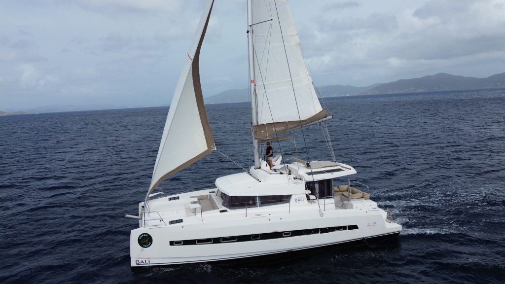 Bali 4.3, catamaran for sale