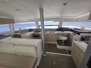 salon, Bali 4.3, catamaran for sale