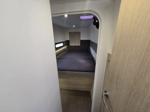 bed, Bali 4.3, catamaran for sale
