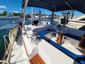 cockpit, Morgan 43, sailboat for sale