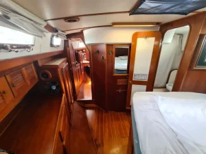 bed, Morgan 43, sailboat for sale