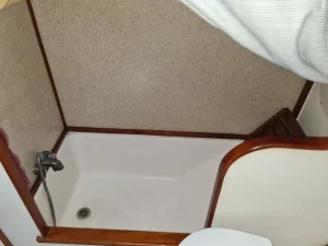 bath, Morgan 43, sailboat for sale