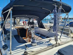 cockpit, Morgan 43, sailboat for sale