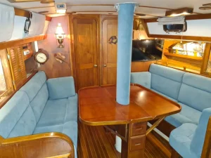salon, Morgan 43, sailboat for sale