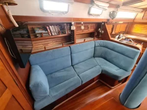 salon, Morgan 43, sailboat for sale