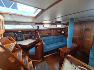 salon, Morgan 43, sailboat for sale