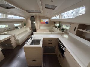salon, Jeanneau JY51, sailboat for sale