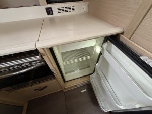 interior, Jeanneau JY51, sailboat for sale