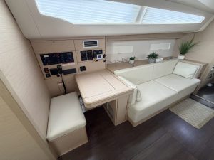 salon, Jeanneau JY51, sailboat for sale