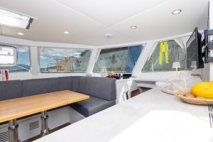 salon, Balance 526, catamaran for sale