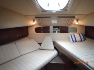 bed, Sea Ray, trawler for sale