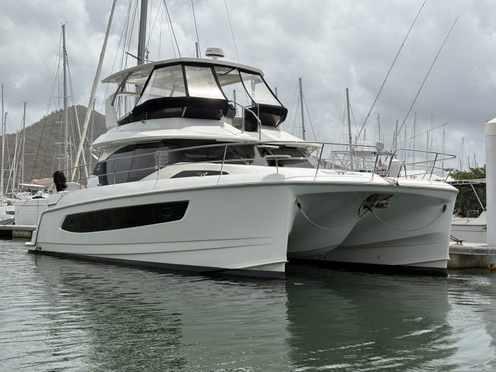 exterior, Aquila 44, power catamaran for sale
