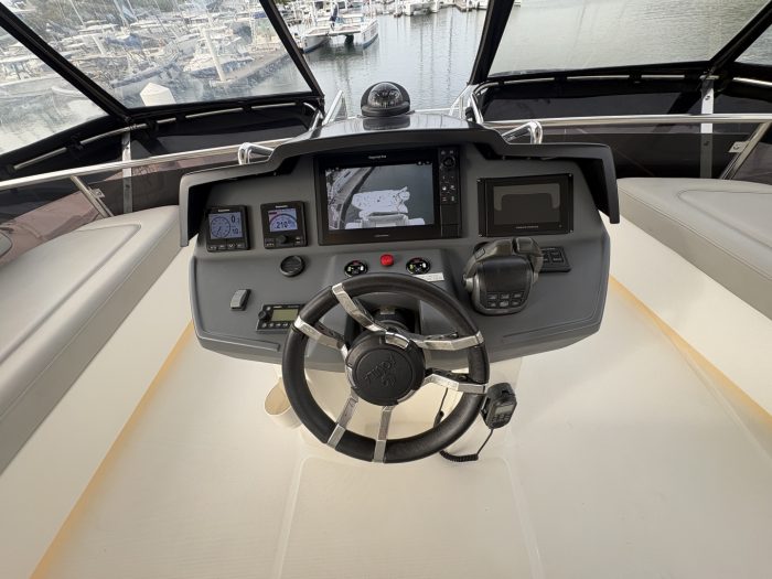 helm, Aquila 44, power catamaran for sale