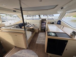salon, Aquila 44, trawler for sale