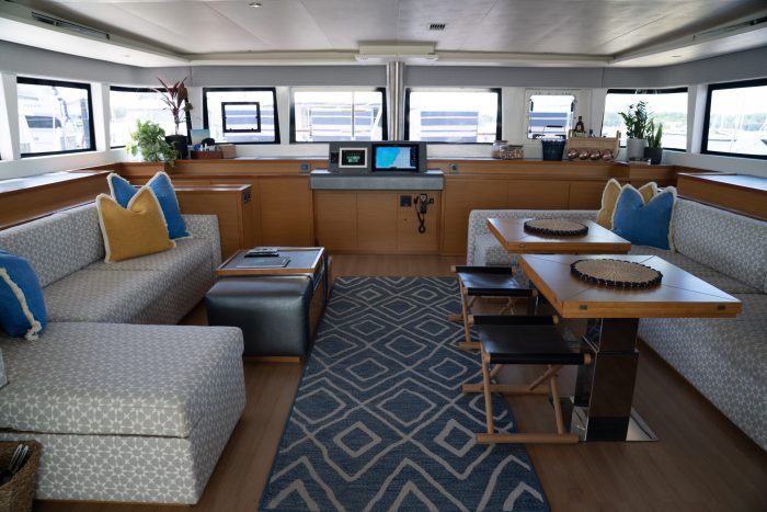 salon, Lagoon 620, catamaran for sale