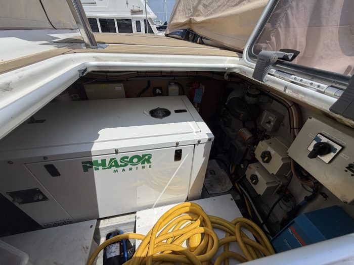 electrical, Lagoon 620, catamaran for sale