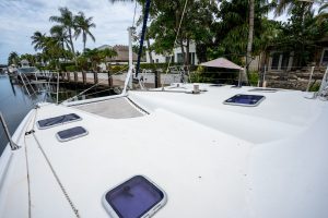 deck, Privilege 435, catamaran for sale