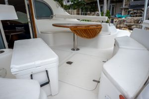 cockpit, Privilege 435, catamaran for sale