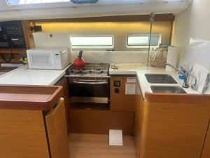 interior, Jeanneau, sailboat for sale