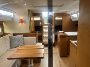 salon, Jeanneau, sailboat for sale