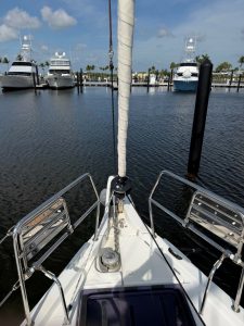 deck, Jeanneau, sailboat for sale