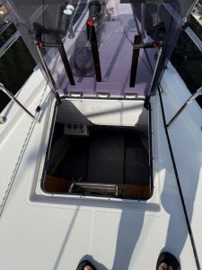 deck, Jeanneau, sailboat for sale