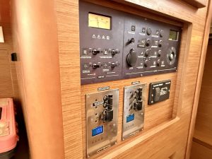 electrical, Lagoon 42, catamaran for sale